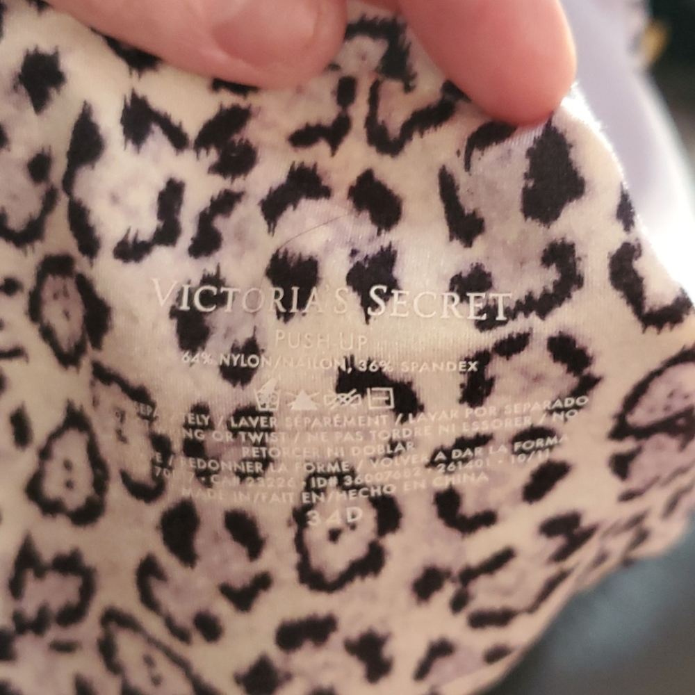 Bra - Picture 3 of 3